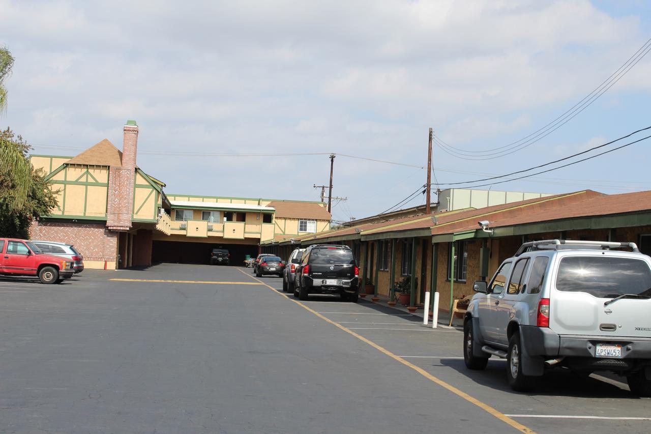 בלפלאוור Starlite Motel מראה חיצוני תמונה
