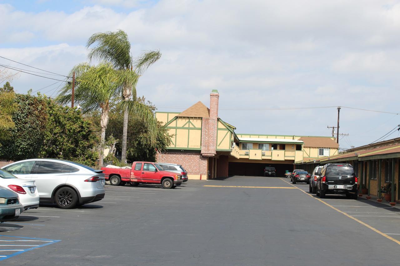 בלפלאוור Starlite Motel מראה חיצוני תמונה
