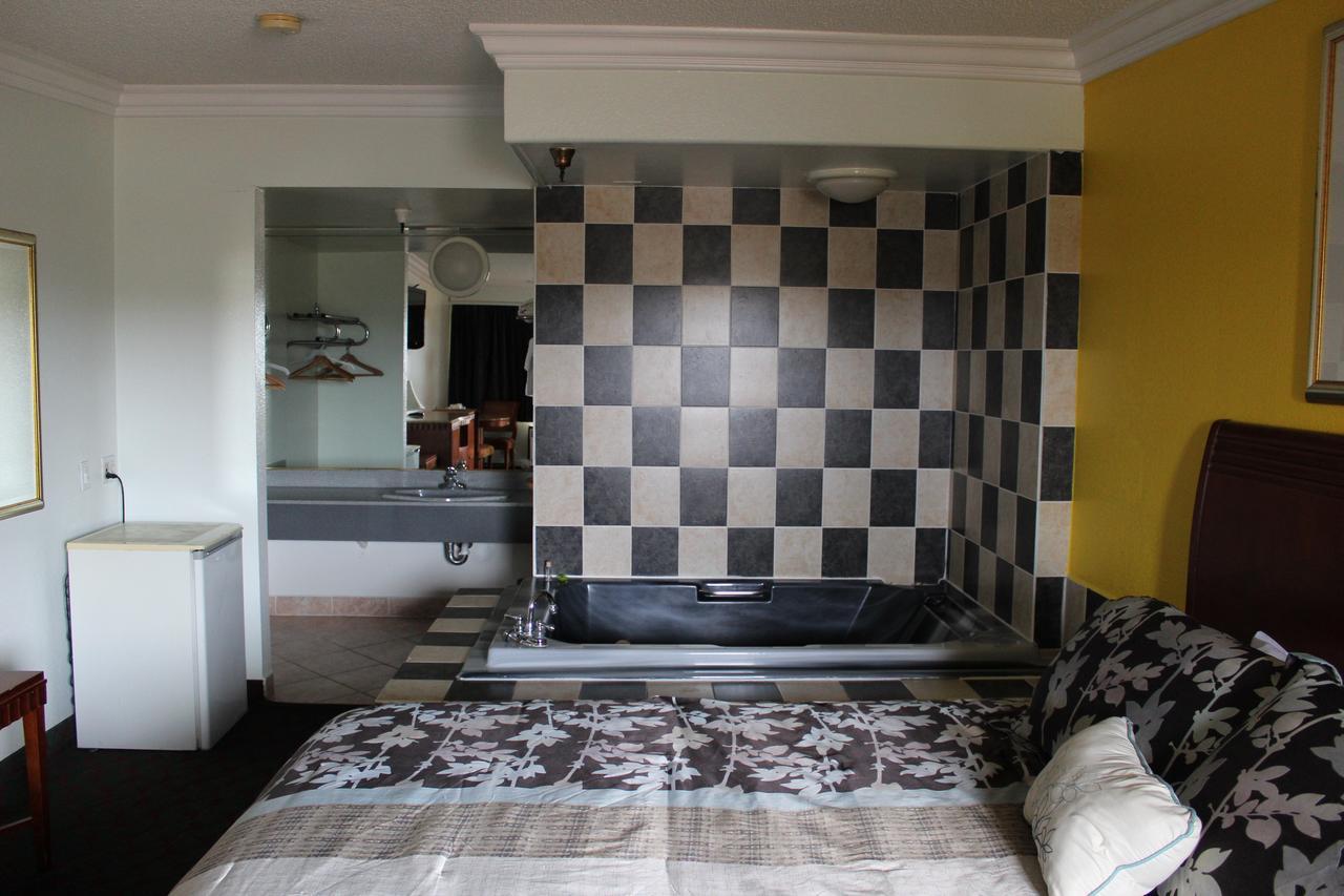 בלפלאוור Starlite Motel מראה חיצוני תמונה