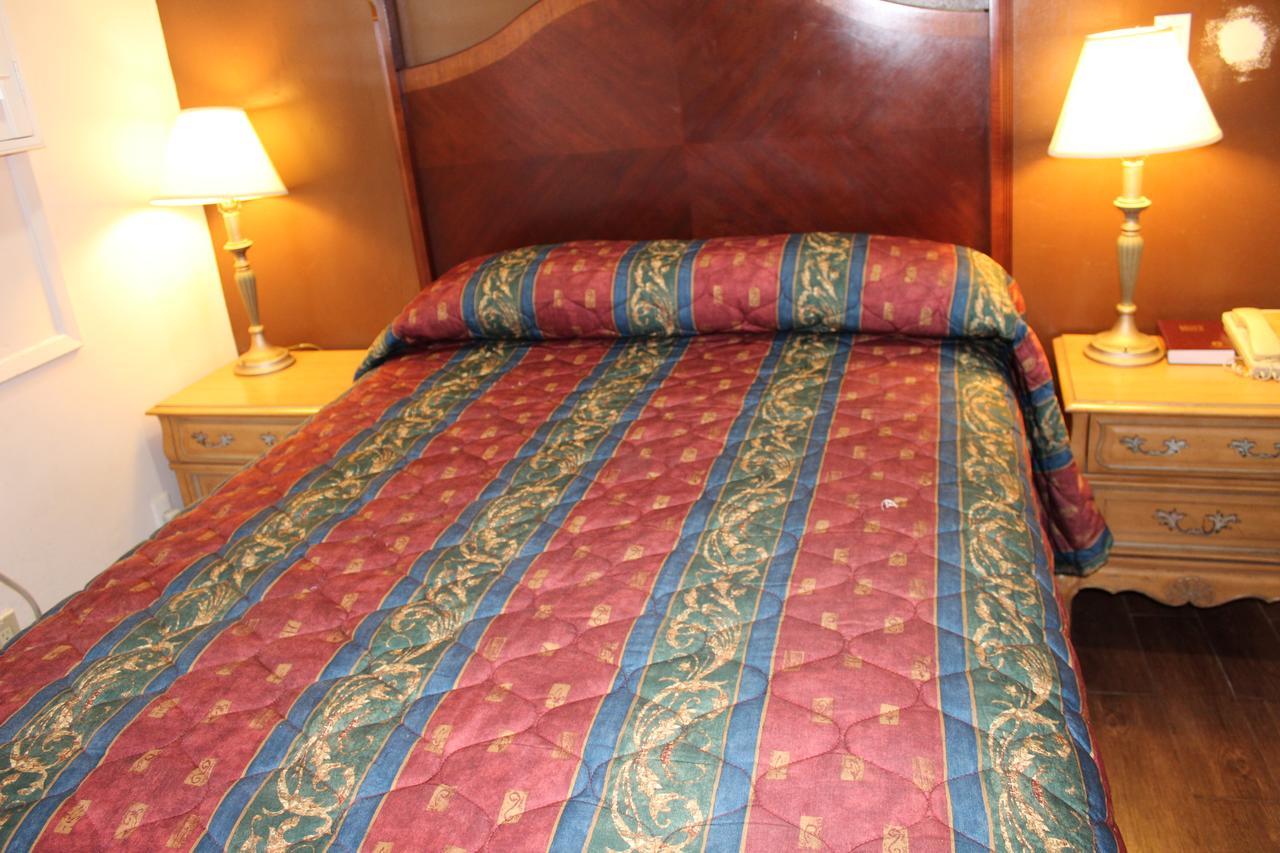 בלפלאוור Starlite Motel מראה חיצוני תמונה